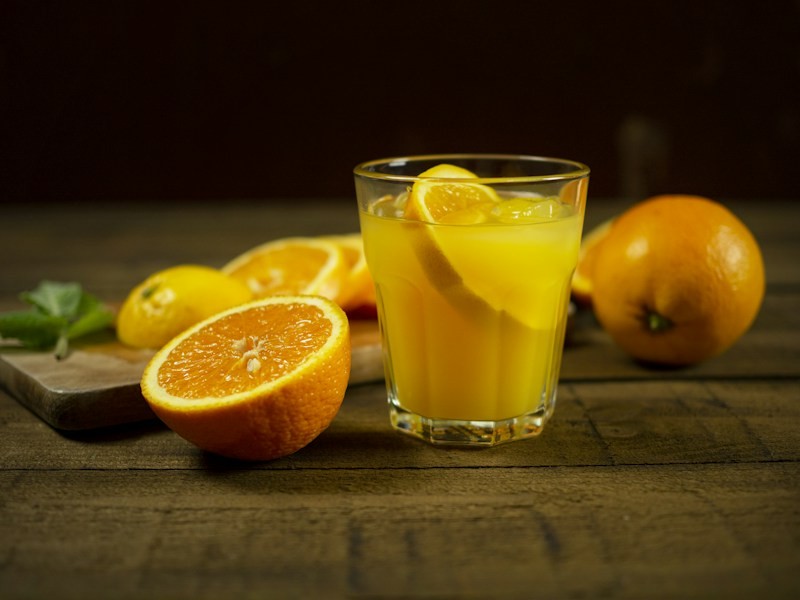 Shot Matinal de Cúrcuma, Limão e Gengibre: Potência Anti-inflamatória